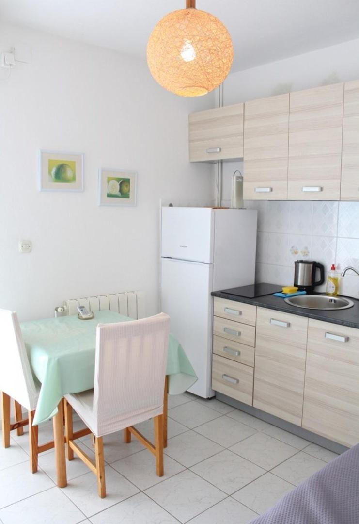 Apartment Bajuti Primosten Exterior photo